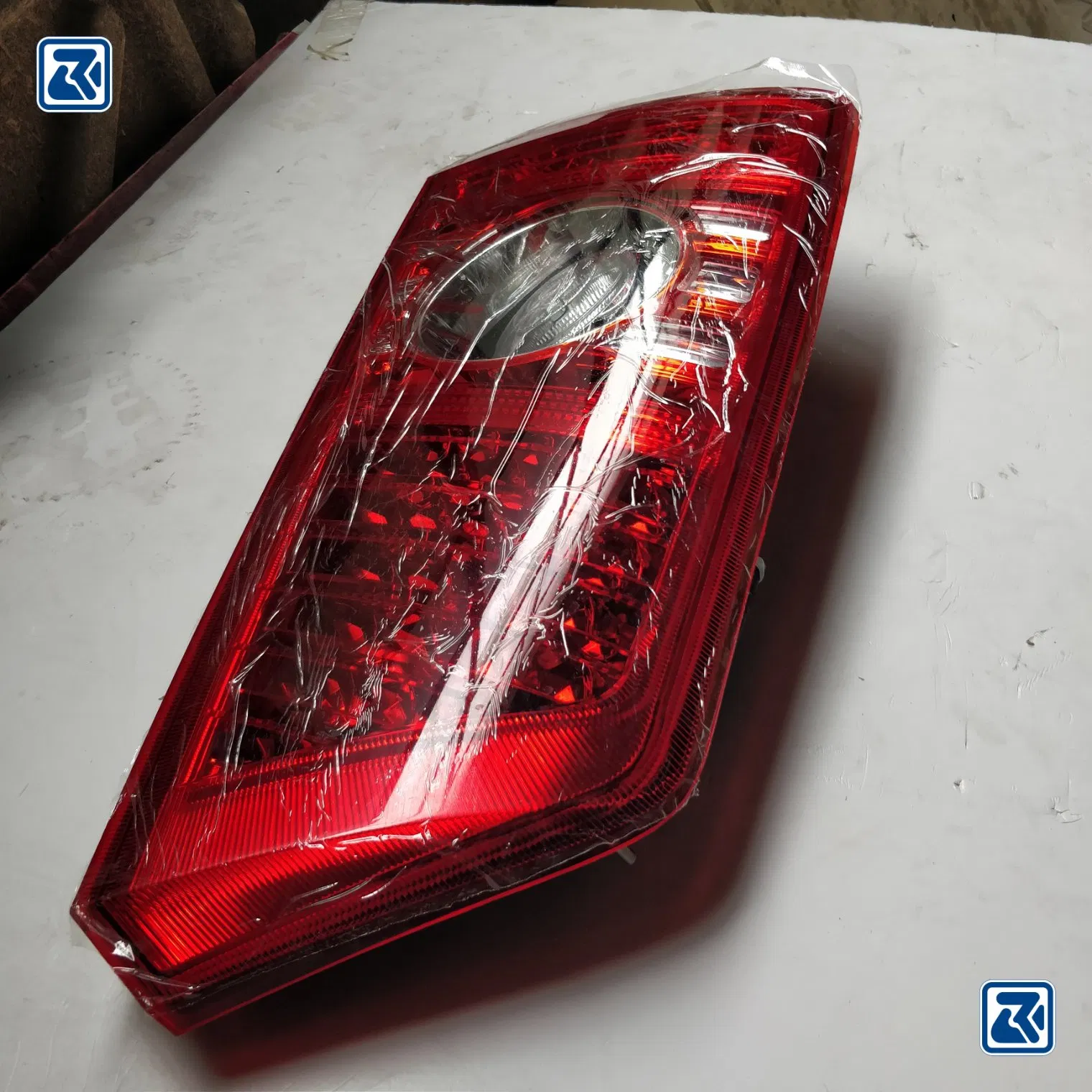 Truck Trailer Body Spare Parts LED Tail Lamp for Semi-Trailer
