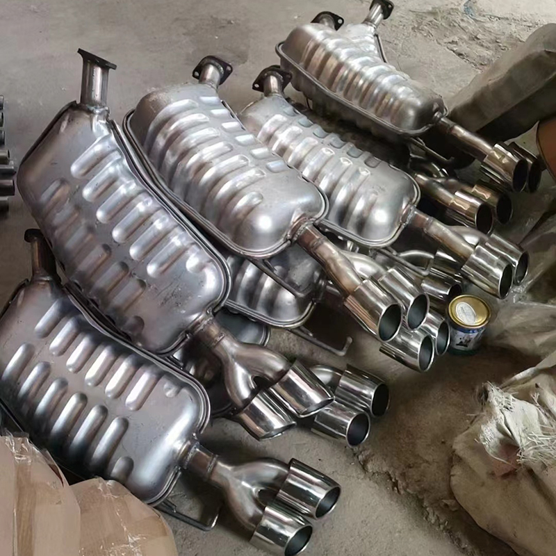 Глушитель выхлопной системы Hyundai Santa Fe 2.7