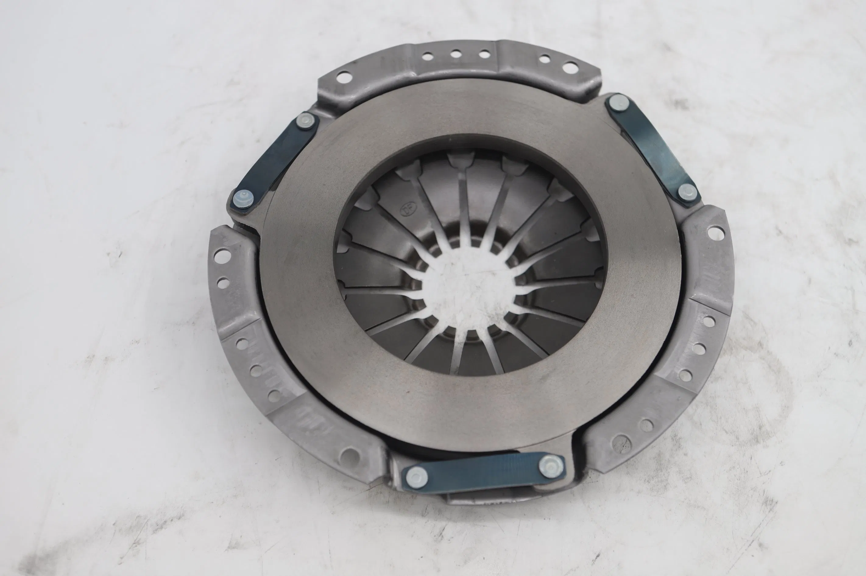 Dst215-100 Heavy Truck Clutch Cover Replacement Kit