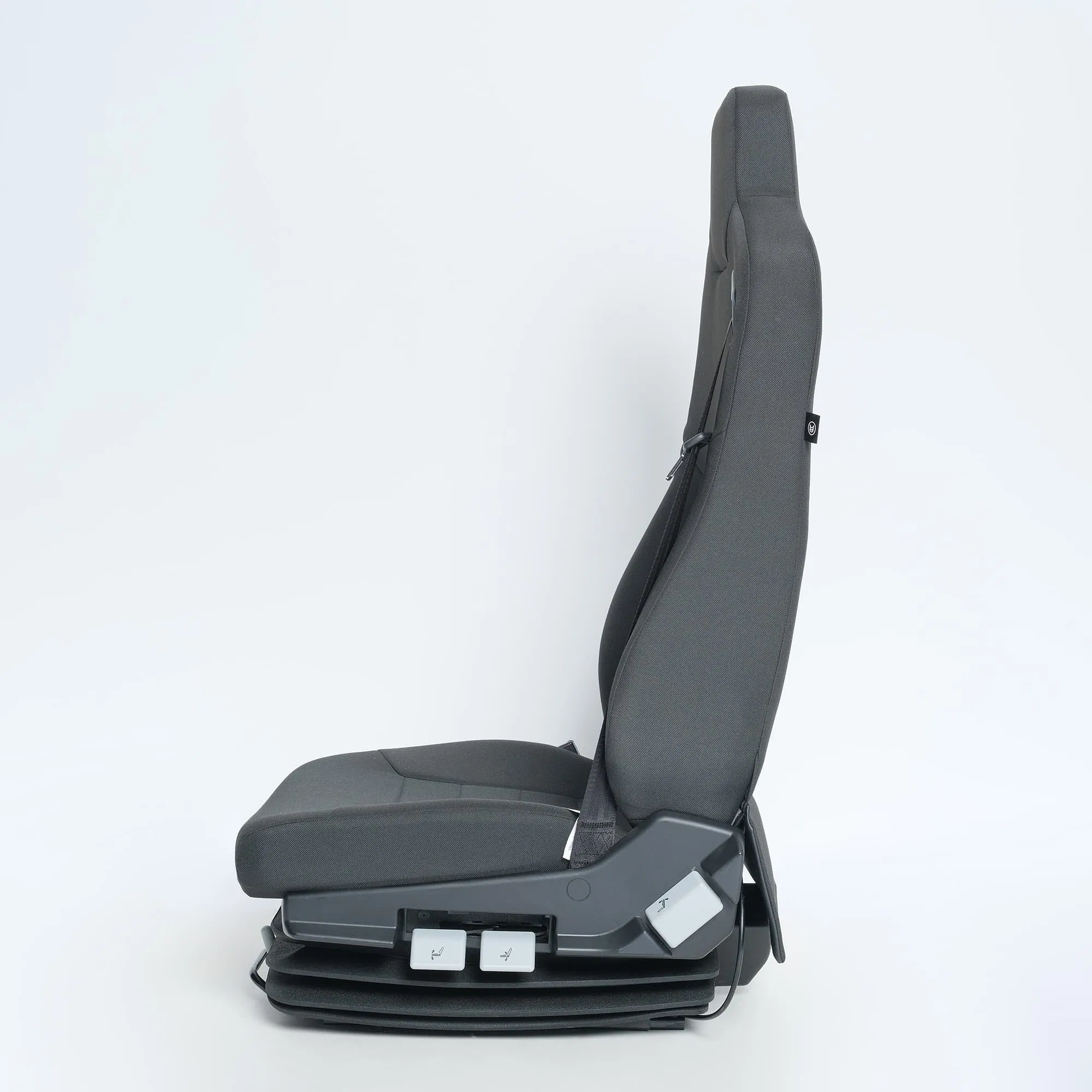 Original Isri6860 Style Pneumatic Suspension Driver Seat Modified for Heavy-Duty Trucks