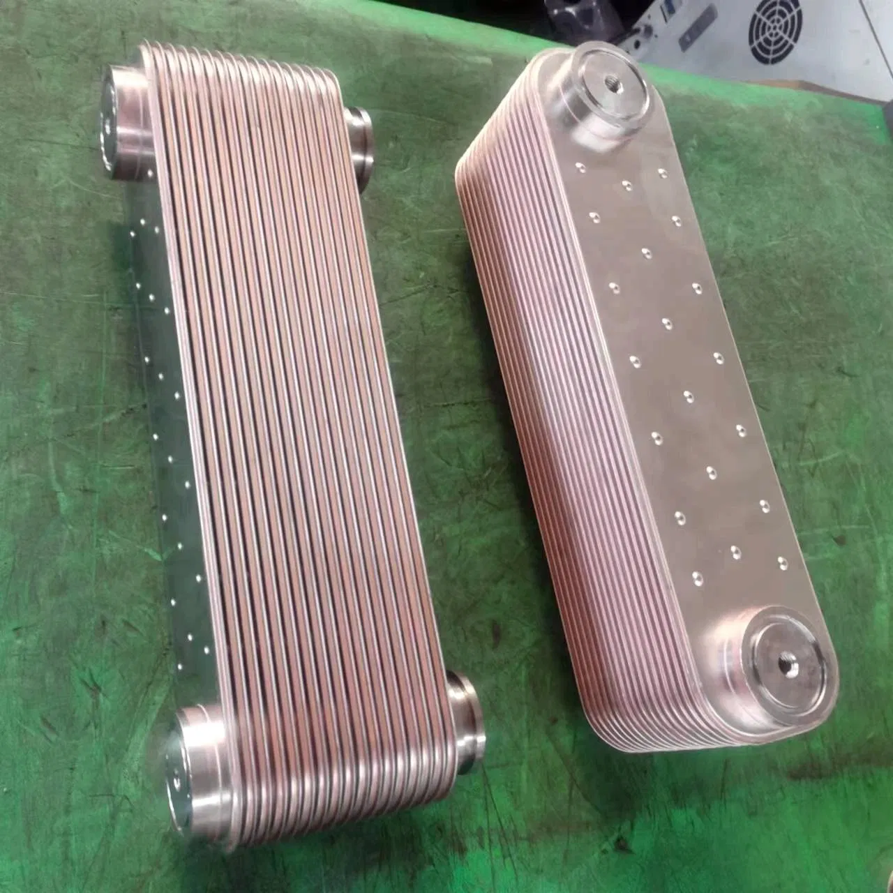 Масляный радиатор Allison Transmission 29555183 29544961