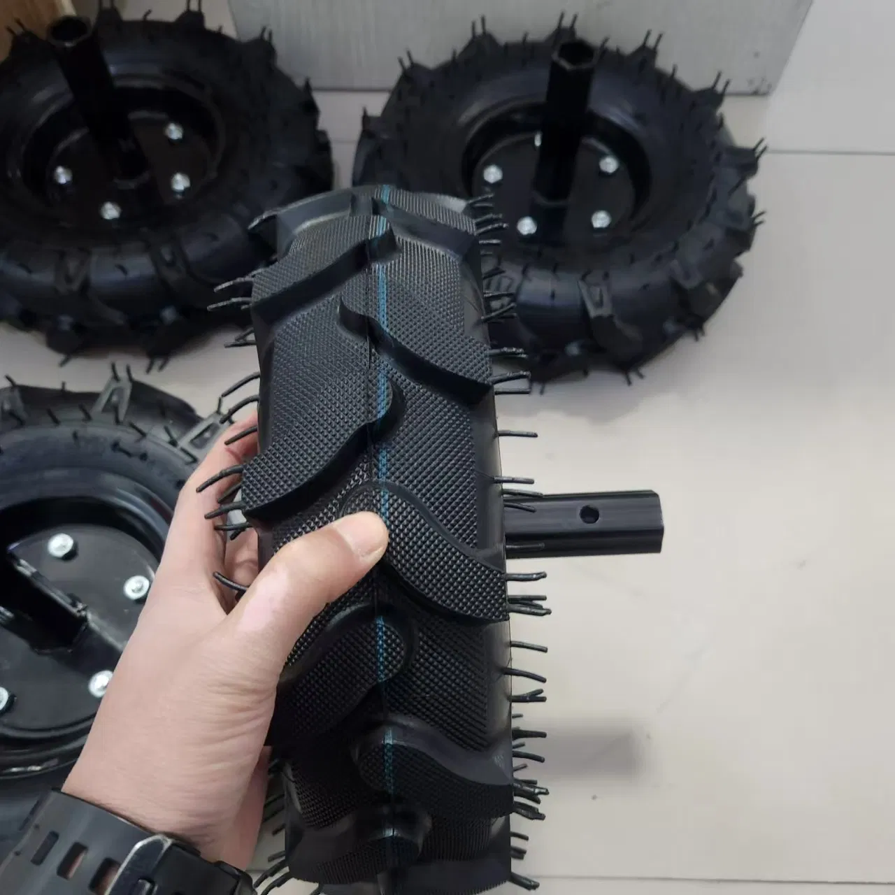 3.50-6 Lug Tread Rubber Tyre and Wheel