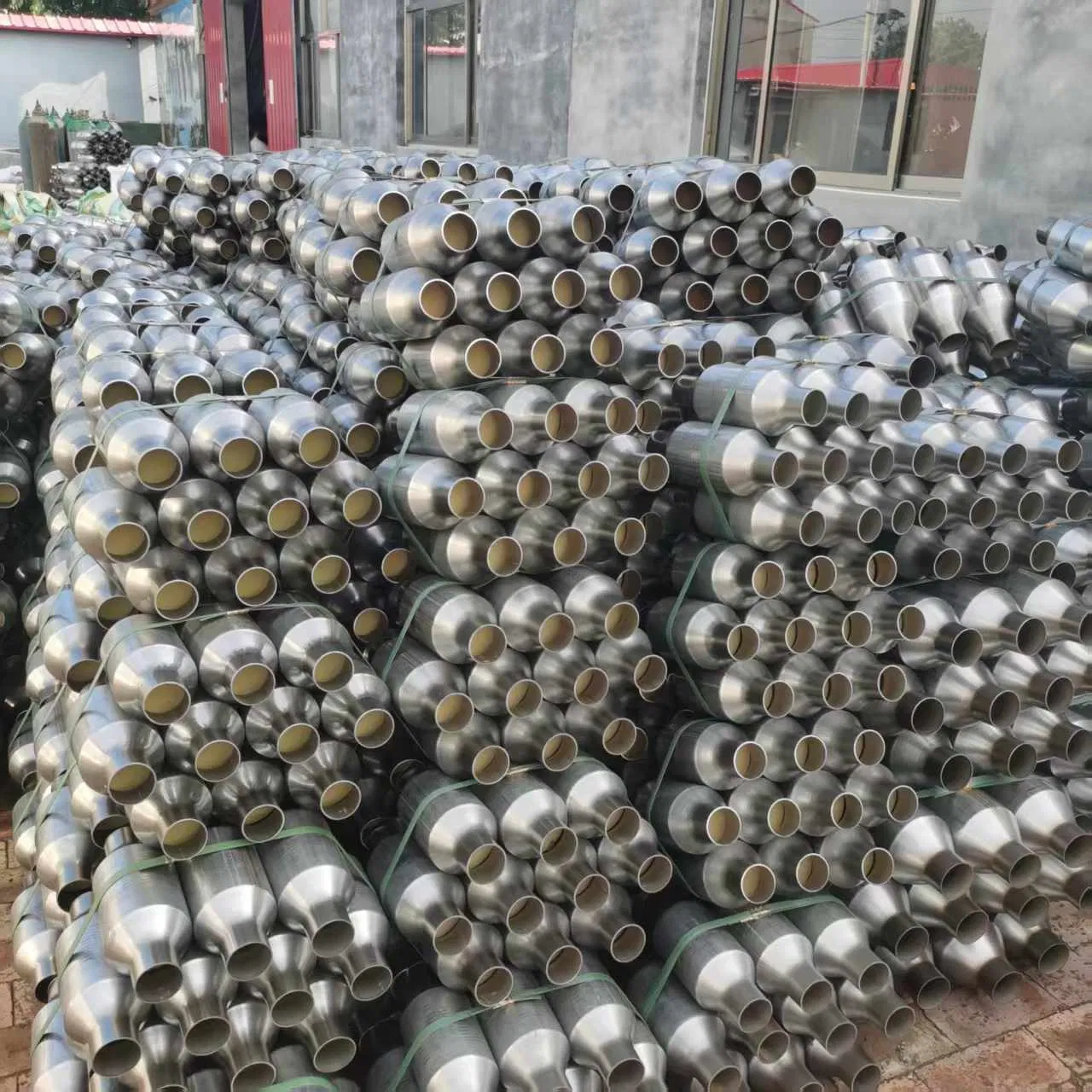 Катализатор универсальный High Flow, круглый