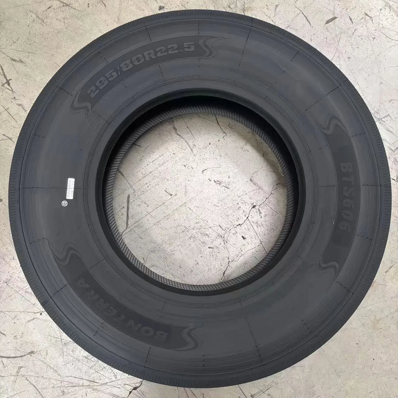 Low Prices Truck Tires 295/80r22.5 Bonterra Brand Wholesale TBR