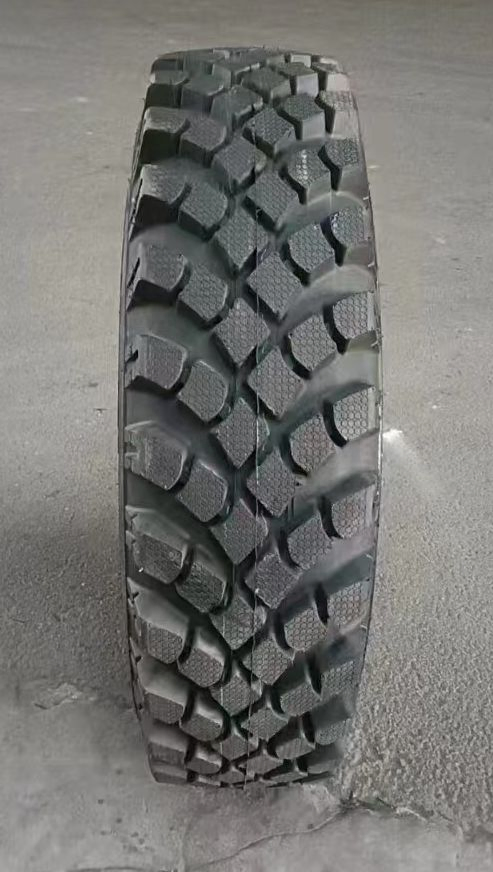 12.00-20 320-508 320r508 Tr-93/ M-93 Kamera Camera Flipper off Road Truck Tyres Mpt Speedmile Tyre+Tube+Flap All-Terrain Special Vehicle Tire on/off Road Bias