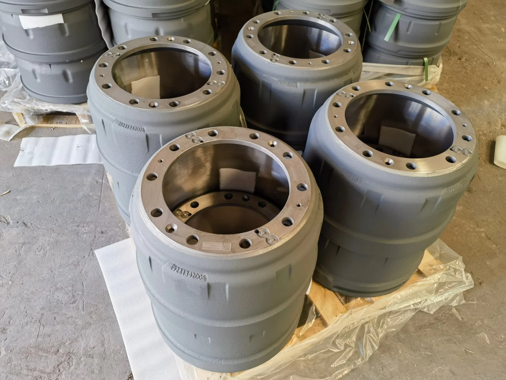 Тормозной барабан для грузовиков Sinotruk, FAW, Auman