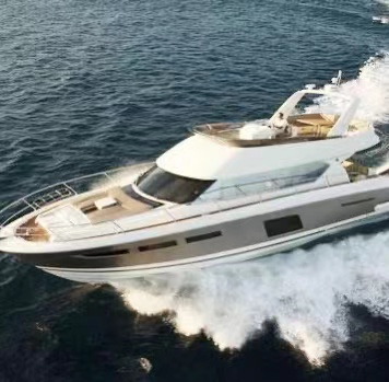 Customized Windshield for Luxury Yachat, with Acrylic Glass