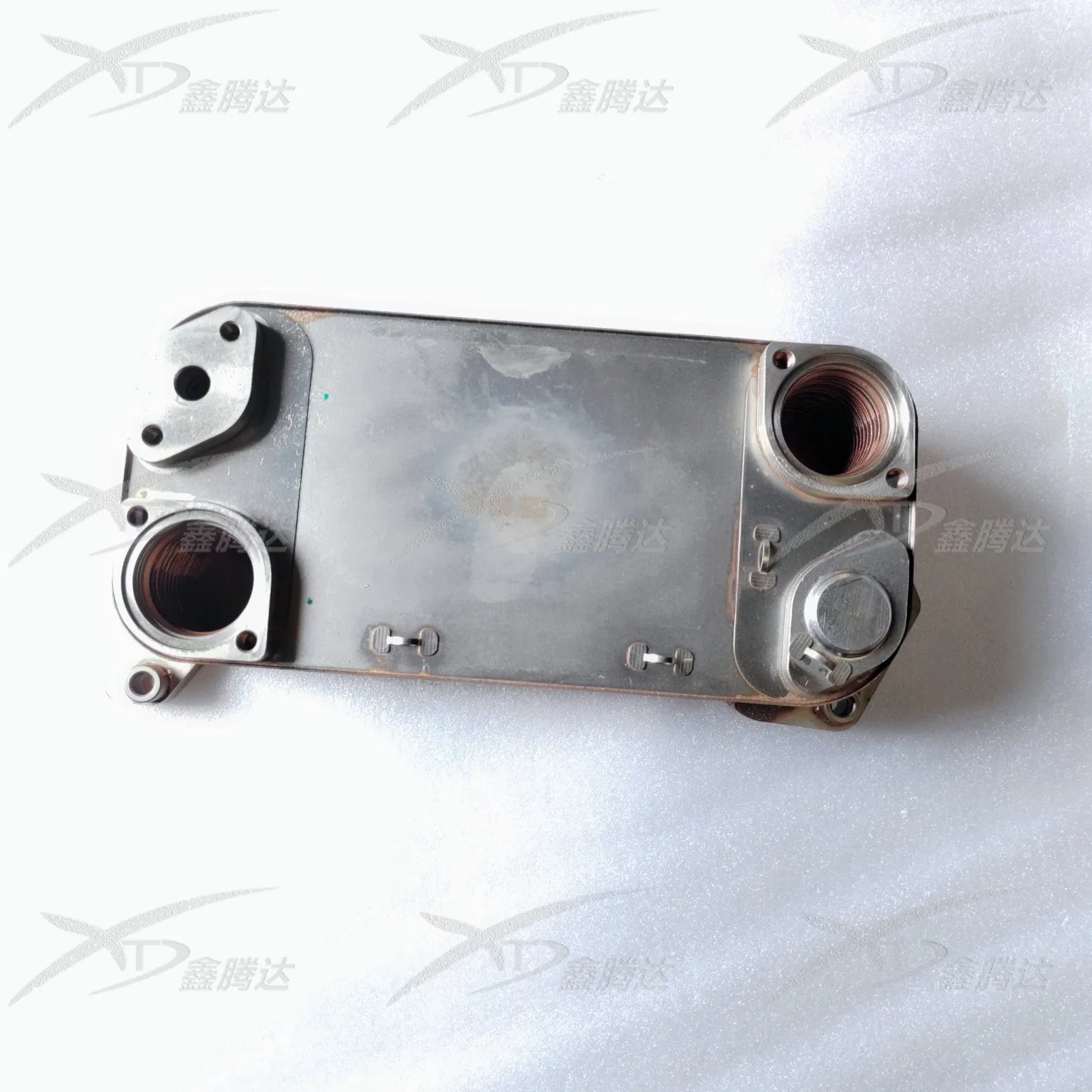 Масляный радиатор гидрозамедлителя 2114175 для Scania