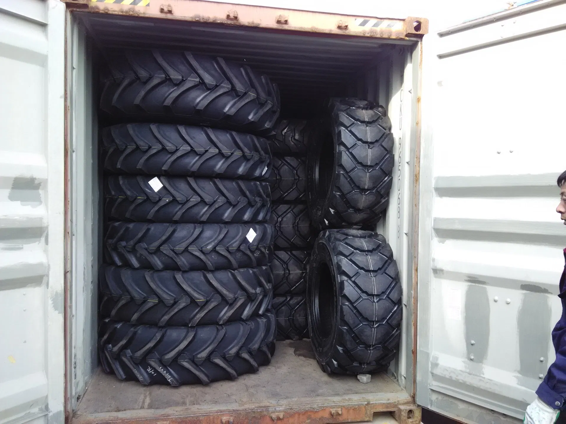 Tyre Manufacturer R1 Pattern Bias Agricultural Tyre 9.5-24 Tractor Tyre