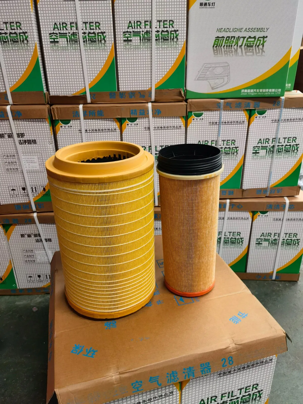 Sinotruck HOWO Truck Parts Wg9725190102 Air Filter Element K2841