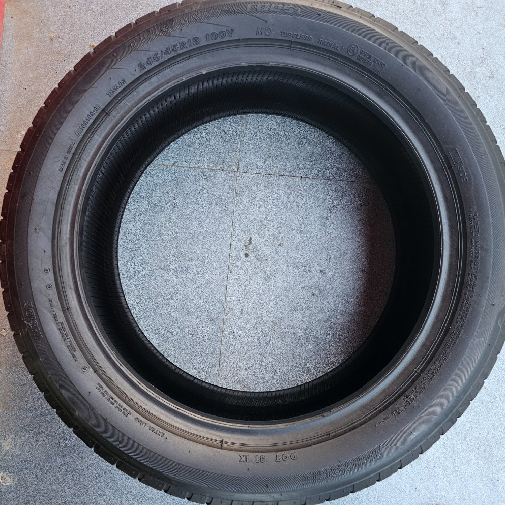 Автошина 245/45R18 с гарантией, б/у