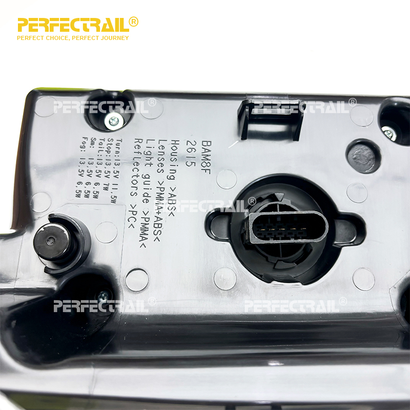 PERFECTRAIL LR031756 LR031758 Car Auto Parts LED Rear Tail Lamp Light for Land Rover Range Rover 2010-2011