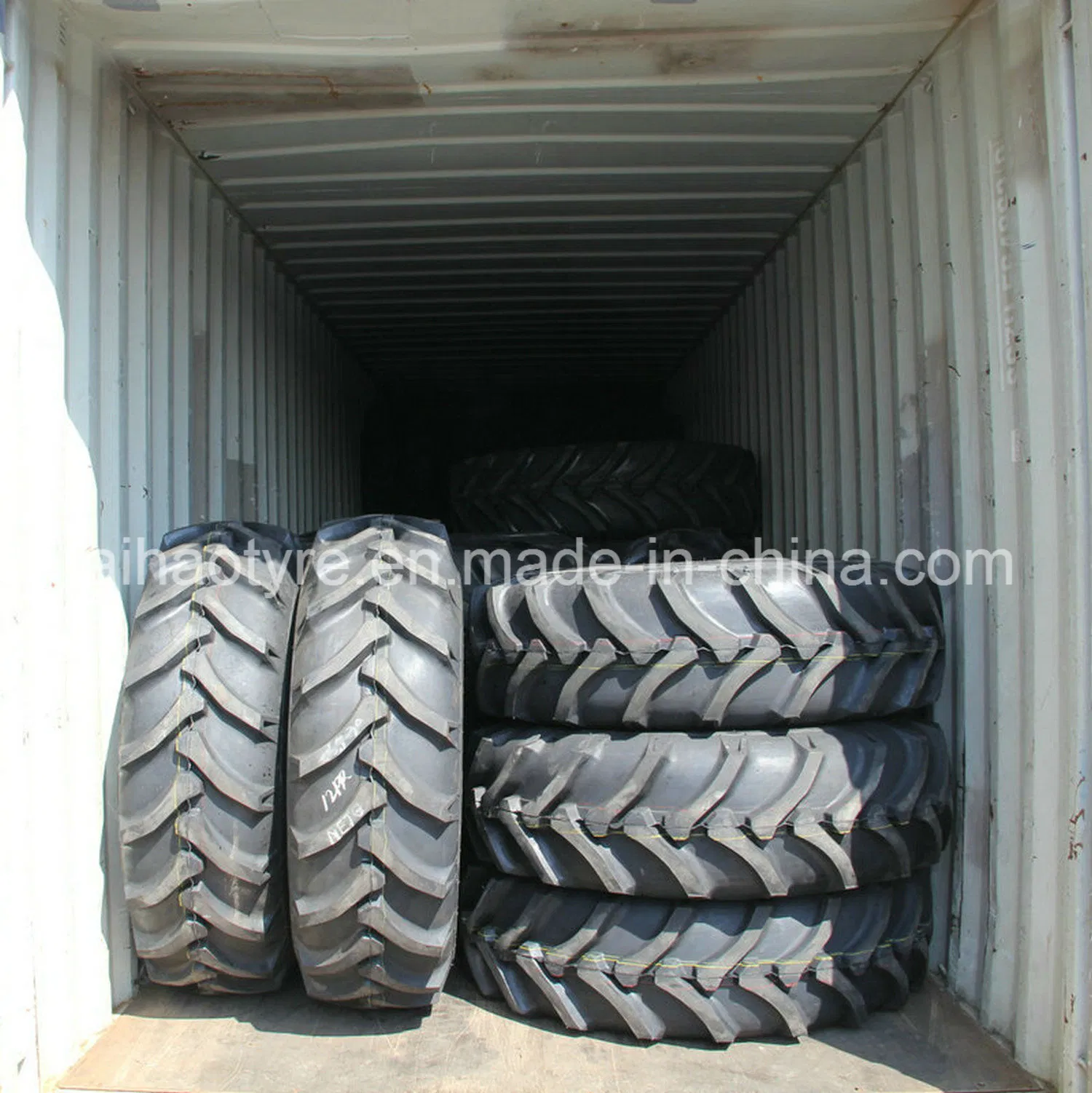 Agricultural Tractor Tyre R-1 18.4-26