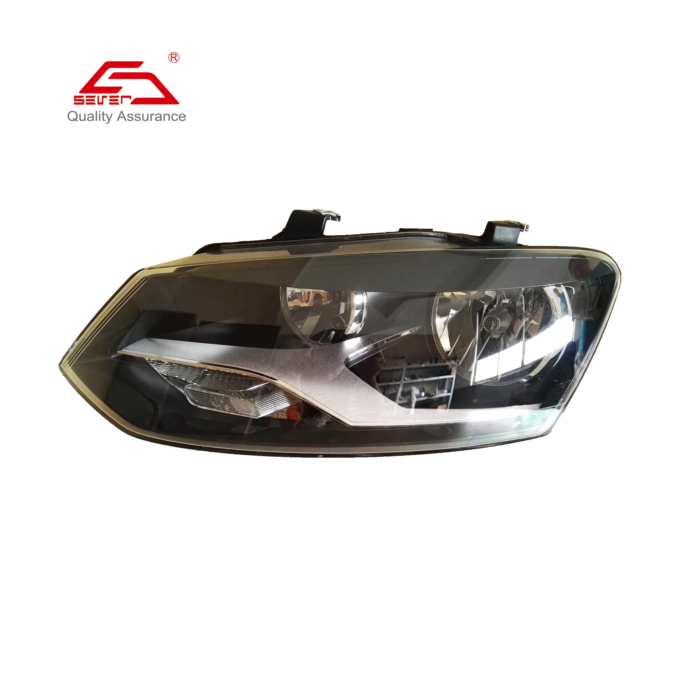 Фара головного света Volkswagen Vento 2016