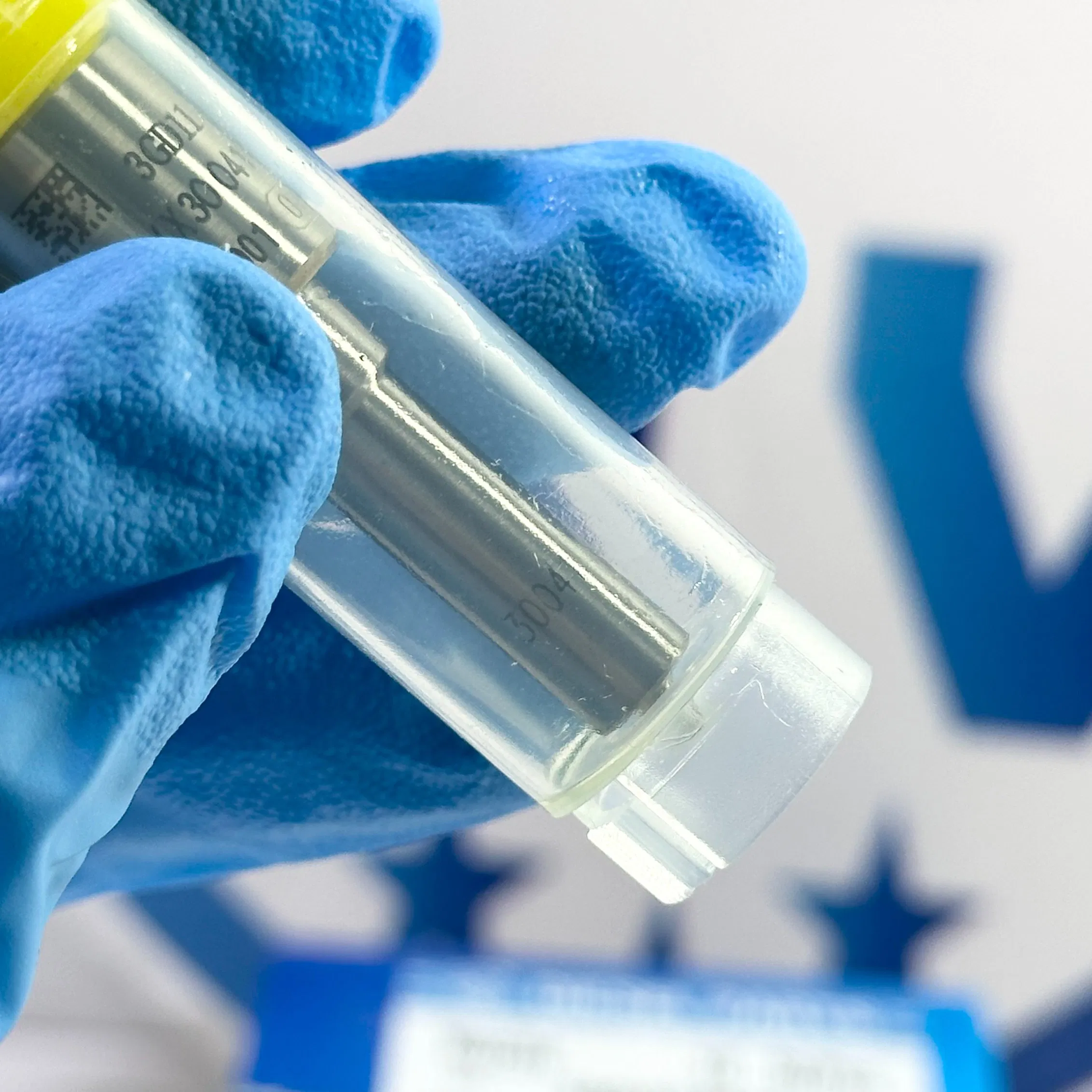 Форсунка дизельная F00VX30041 VOVT