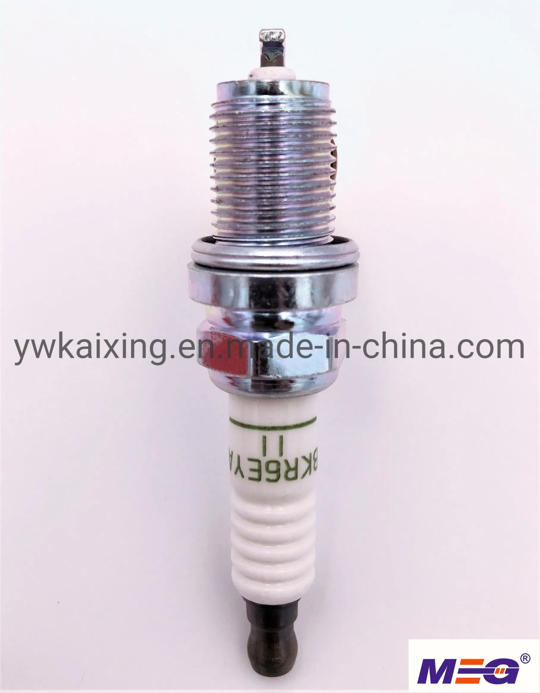 Свеча зажигания NGK BKR6EYA-11 (4073/4195)