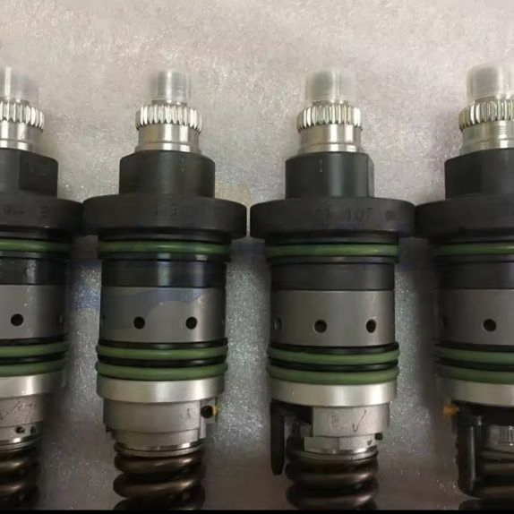 Топливный насос Cal-Vol 02113001 для Deutz PFM1P00S2007