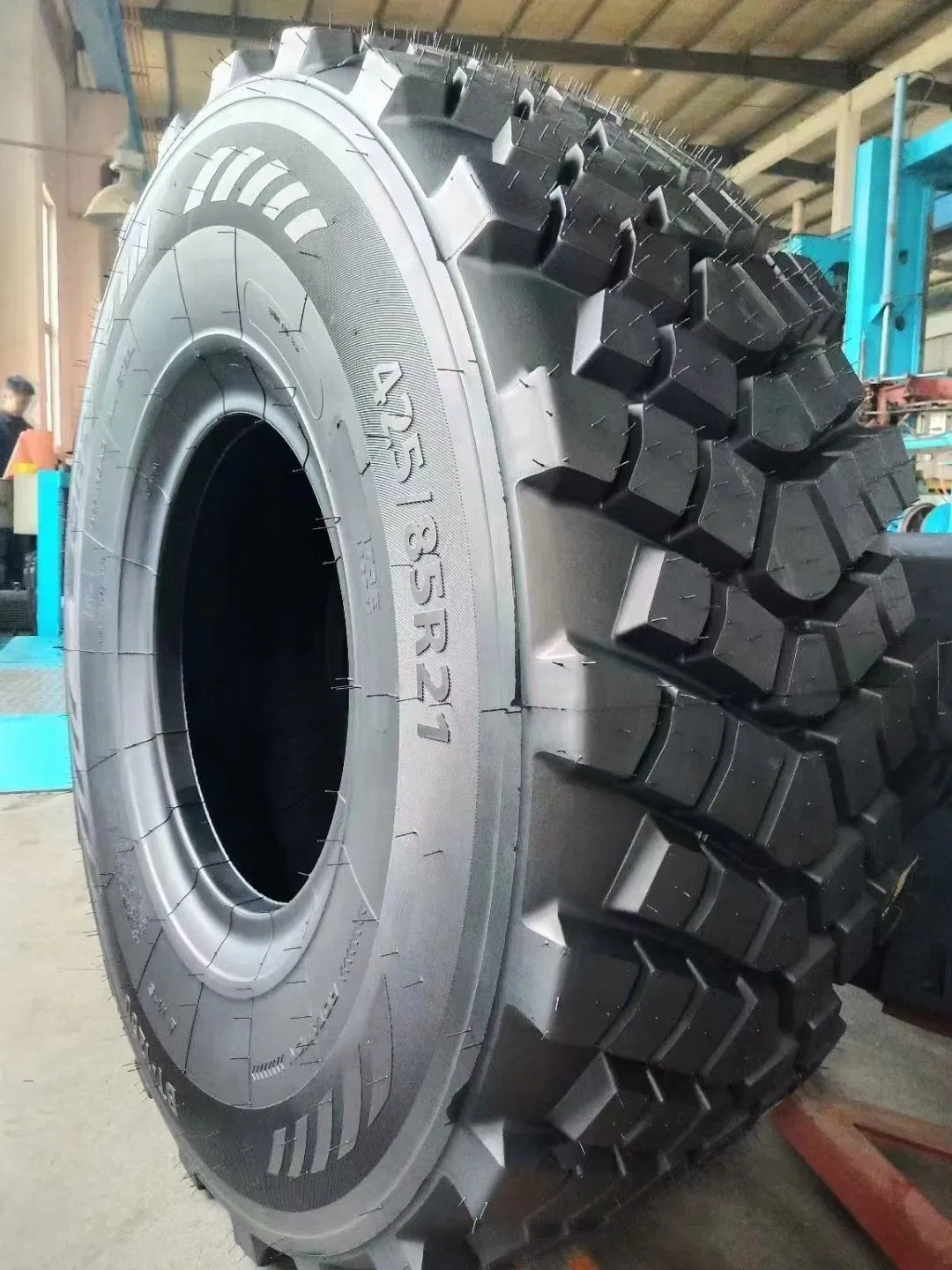 425/85r21 Tire Hot Sell in Russia
