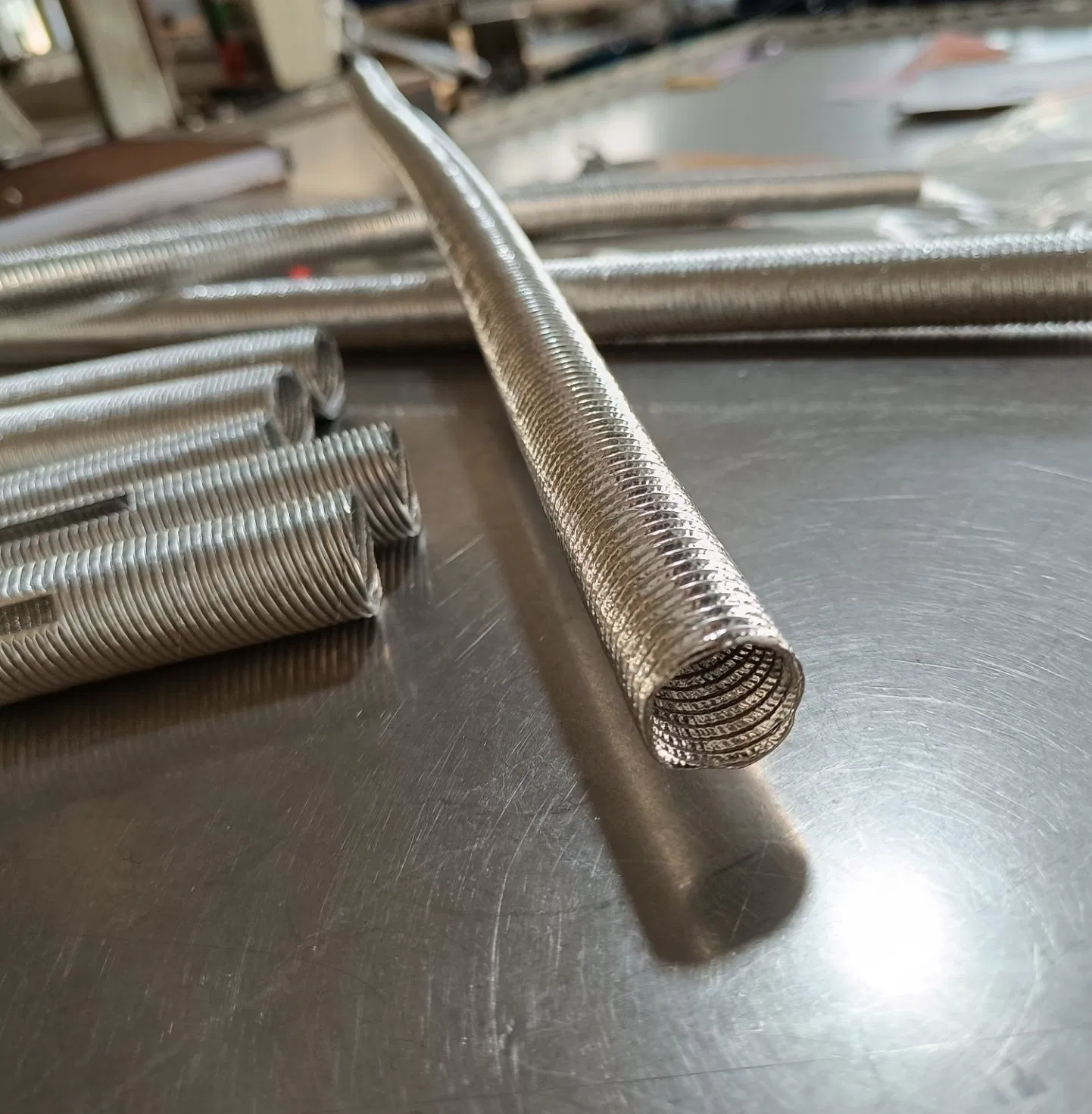 Термостойкий рукав из алюминиевой фольги и стекловолокна для авто