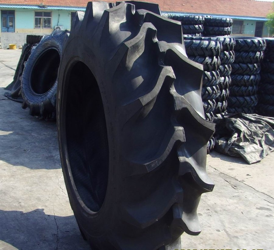 China Factory Cheap Price Agricultural Tire R1, R2, F2 Farm Tyre