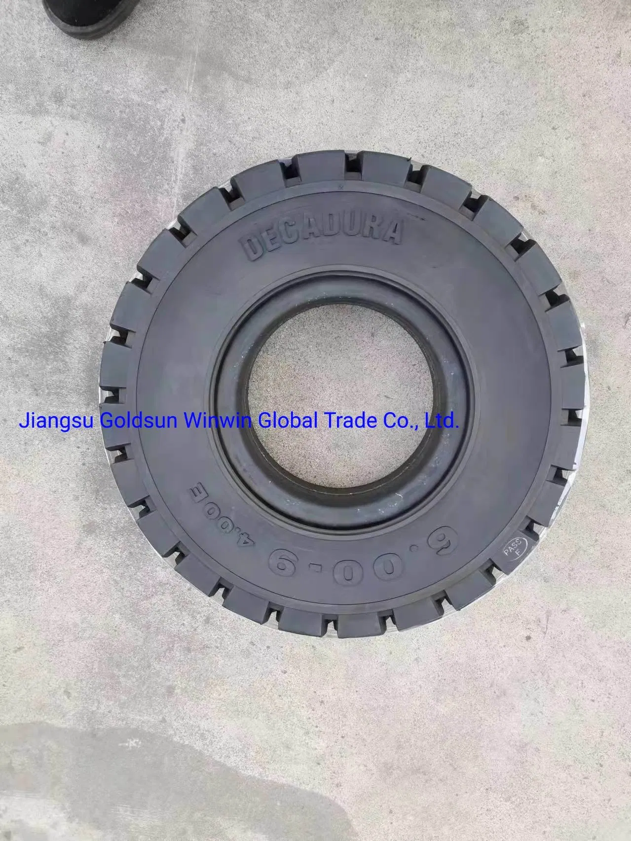 Decadura Spider Lift Tyres - High Quality Solid Tires From China