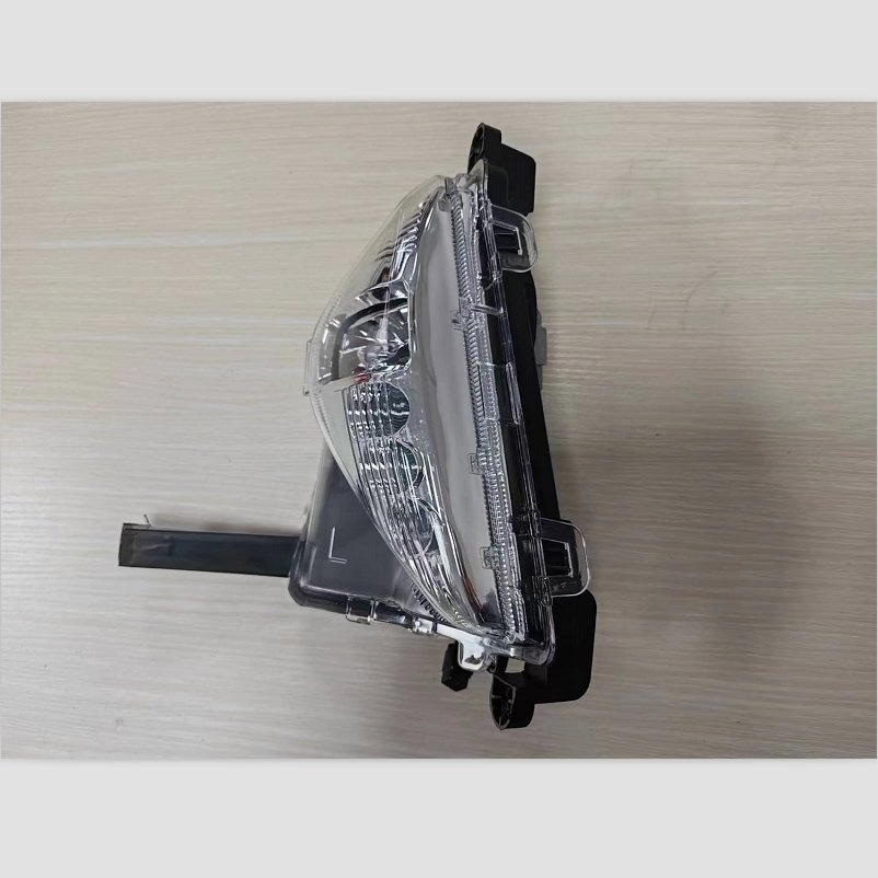 Передний поворотник LED для Toyota Prius 2016-2018