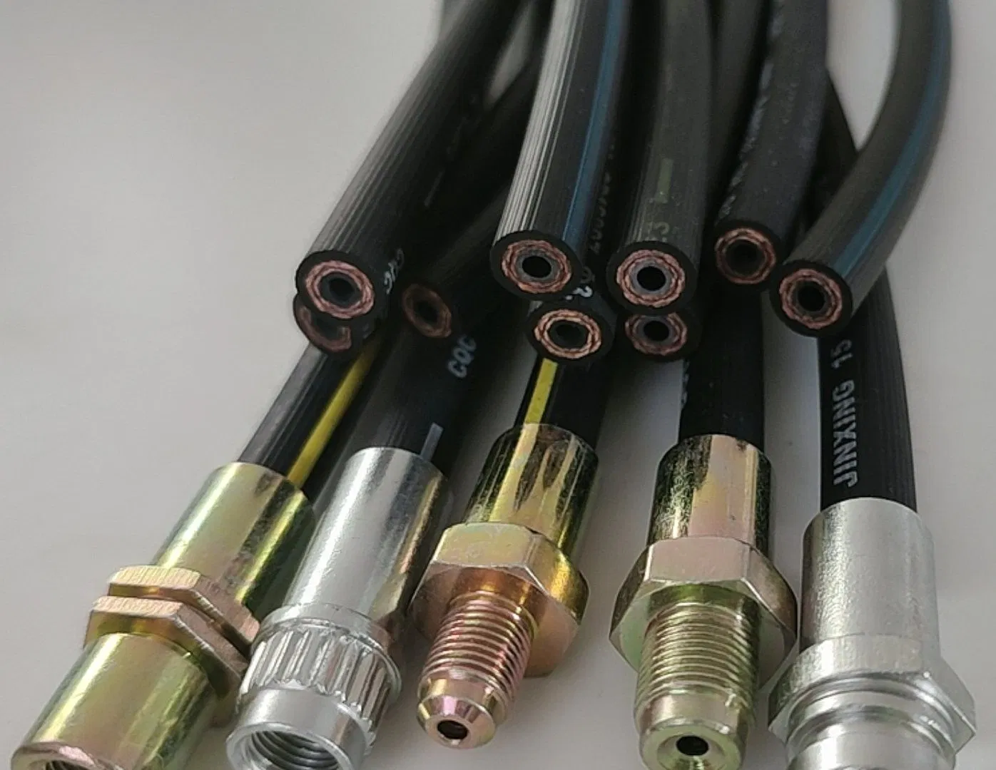 Embossed Flexible Brake Hose for Automobiles SAE J1401