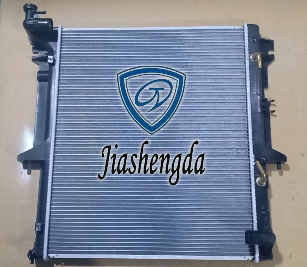 Радиатор охлаждения 1350A182 для Mitsubishi L200 07