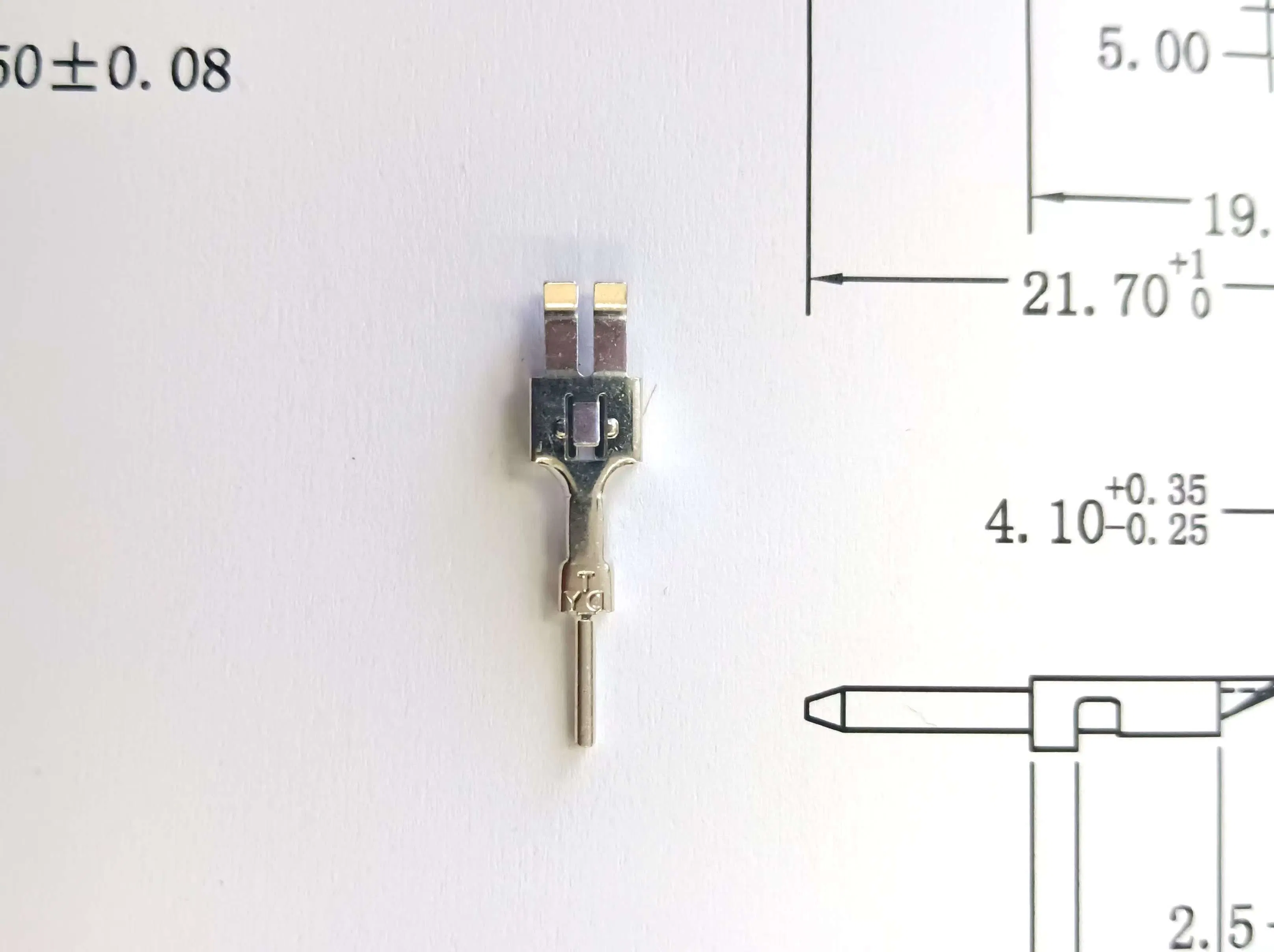 Автомобильный клеммный зажим с никелированием и лужением