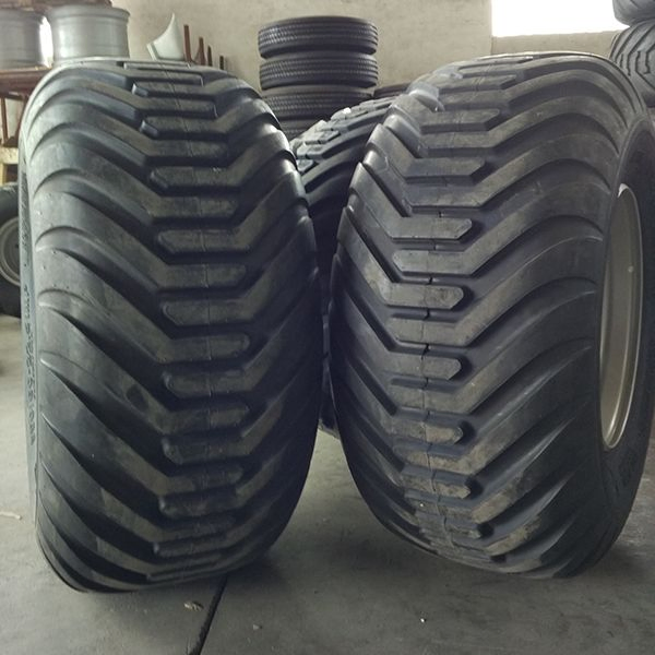 Agricultural Wagon Flotation Trailers Spreader Harvester Tires 550/45-22.5 600/50-22.5 600/55-26.5