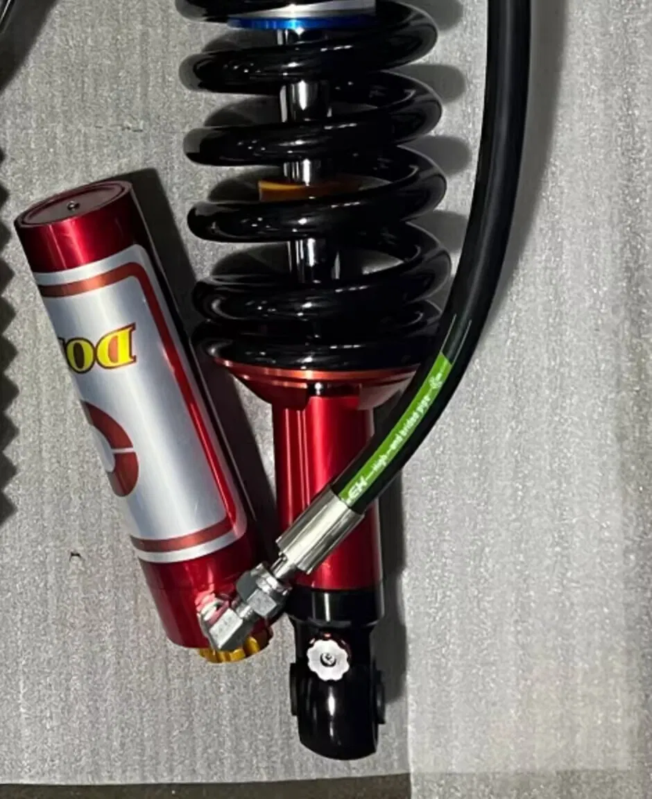 Tank 300 Nitrogen Shock Absorber Lift Kit - off-Road Upgrade