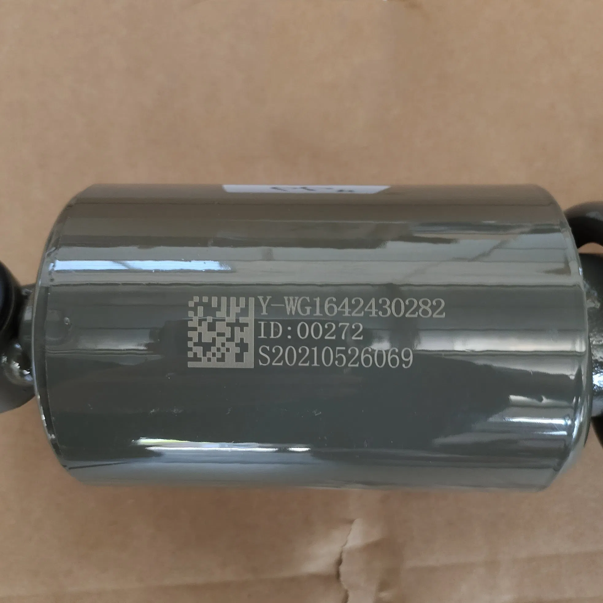 Truck Parts Cabin Shock Absorber Wg1642430282 for Sinotruk HOWO A7 Wholesale