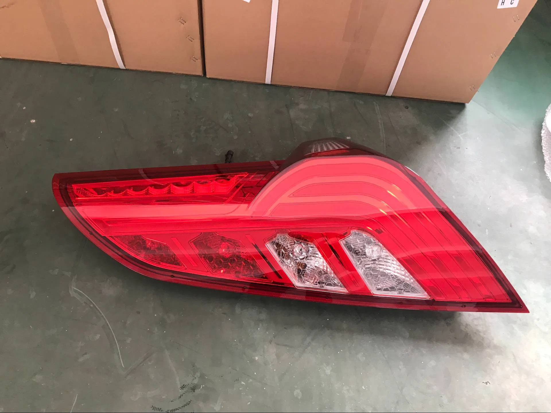 Adiputro Jetbus3 Spare Parts Back Rear Lamp Taillight Hc-B-2717