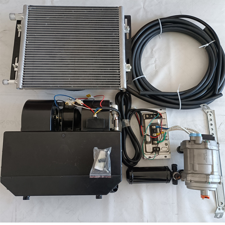 Кондиционер 12V/24V для грузовиков и автобусов