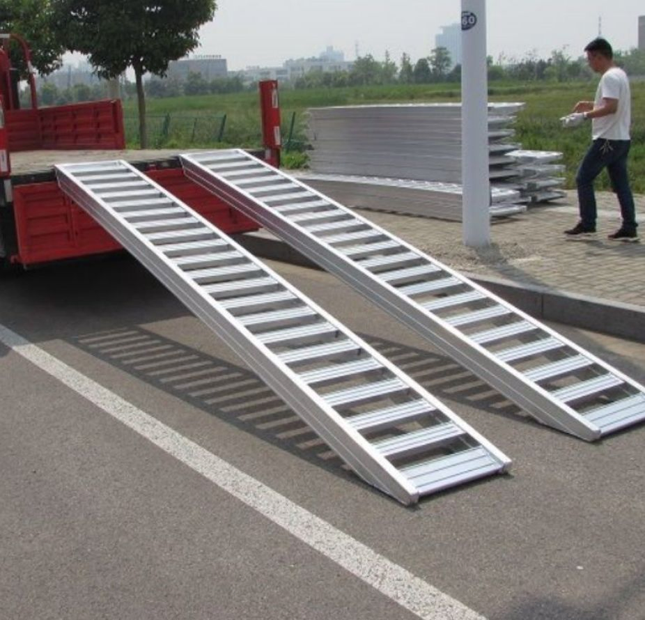 3 Ton 2.5 Meter Rubber Track Machine Aluminum Loading Ramp