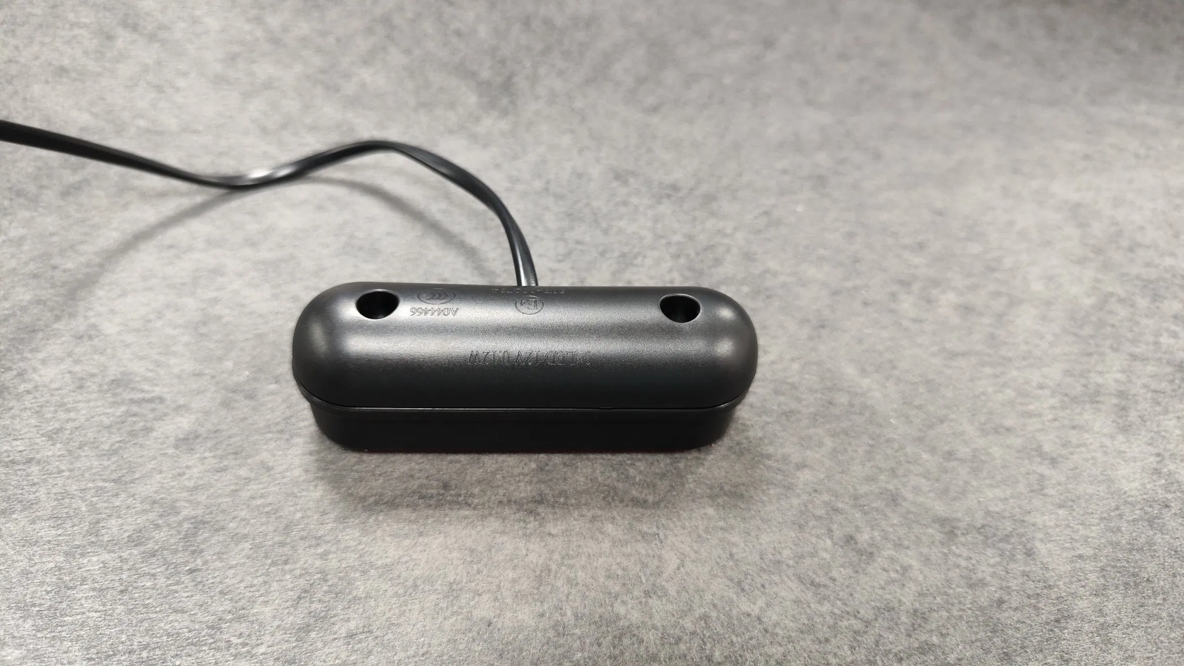 Светодиодный фонарь заднего номерного знака LM412