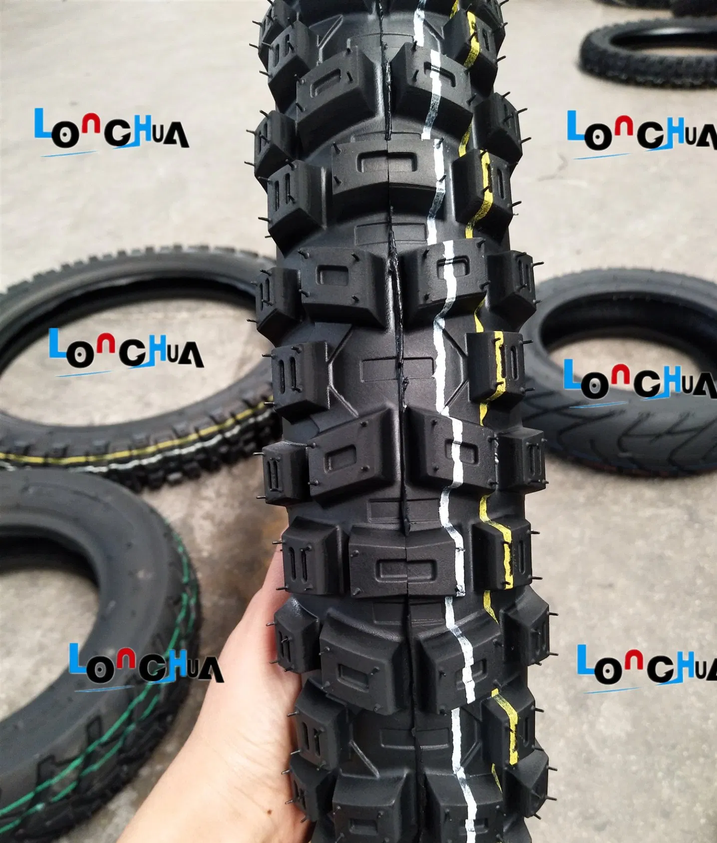 Мотошина кросс-кантри 90/90-18