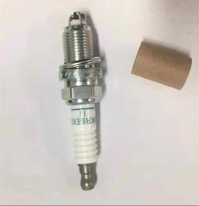 Свеча зажигания BKR6EKB-11 4198 для автомобилей