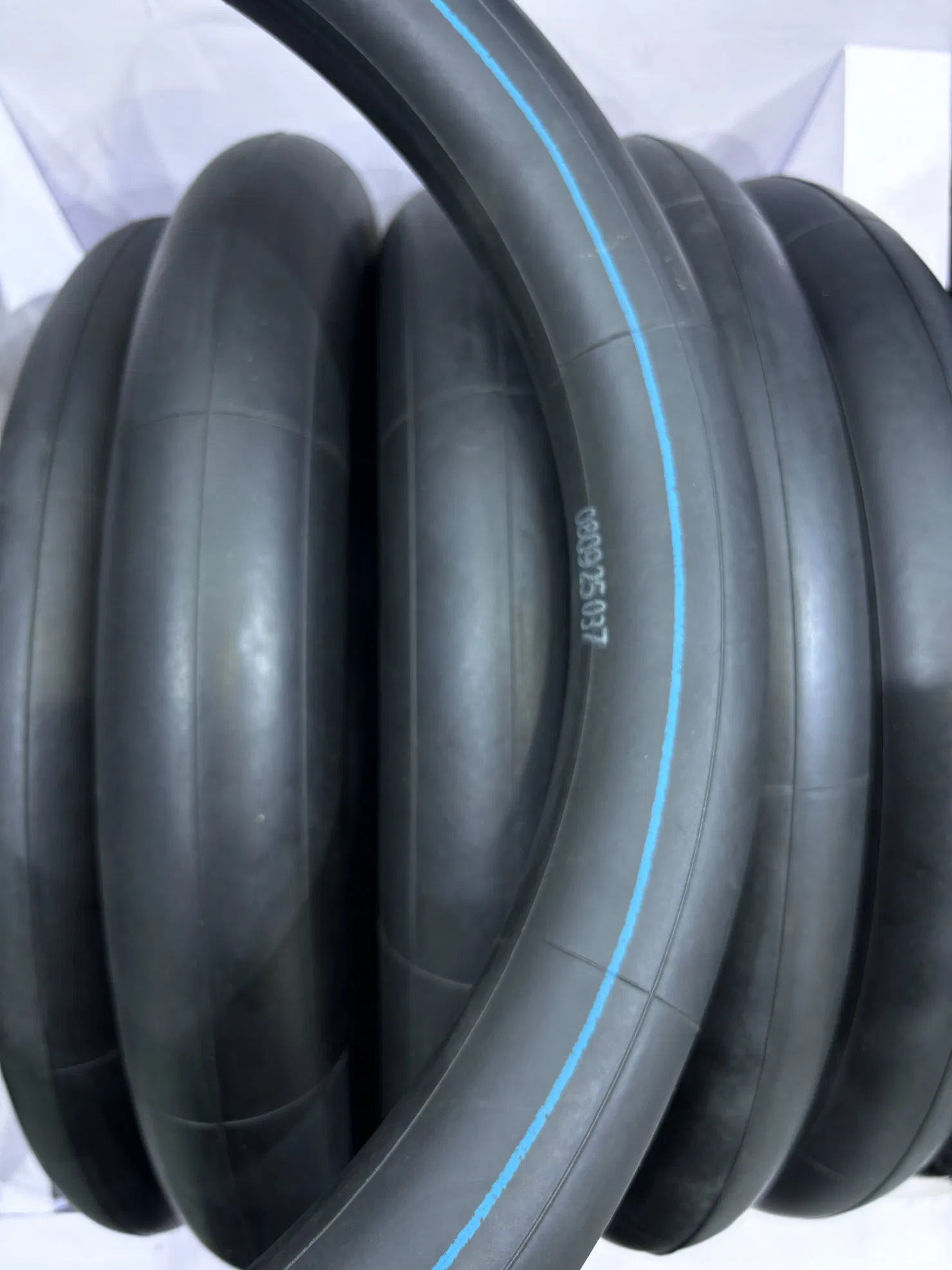 Камеры мотоциклетные 2.50/2.75-17 3.00-17 из натурального и бутилового каучука