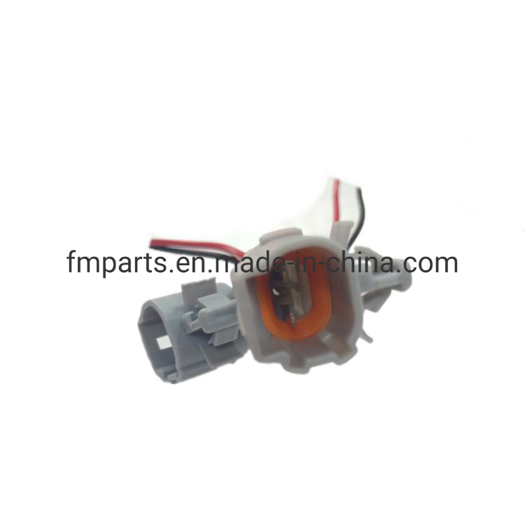 Стоп-сигнал Toyota Hilux 81570-0K100