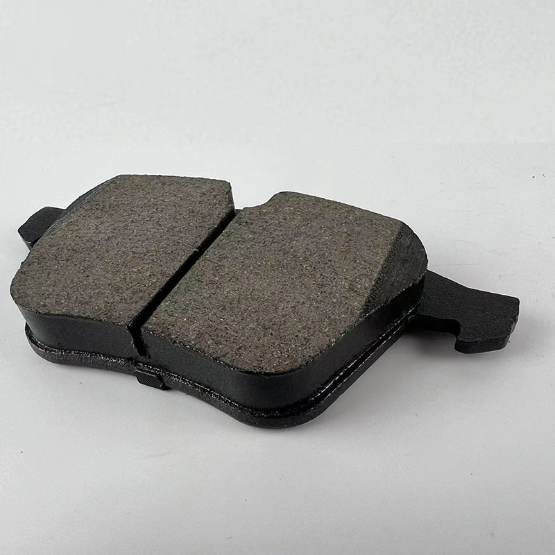 High-Stability Brake Pads Compatible with Japanese Toyota Camry 2016-2023 Delivering Reliable Braking in Both Urban and Highway Conditions