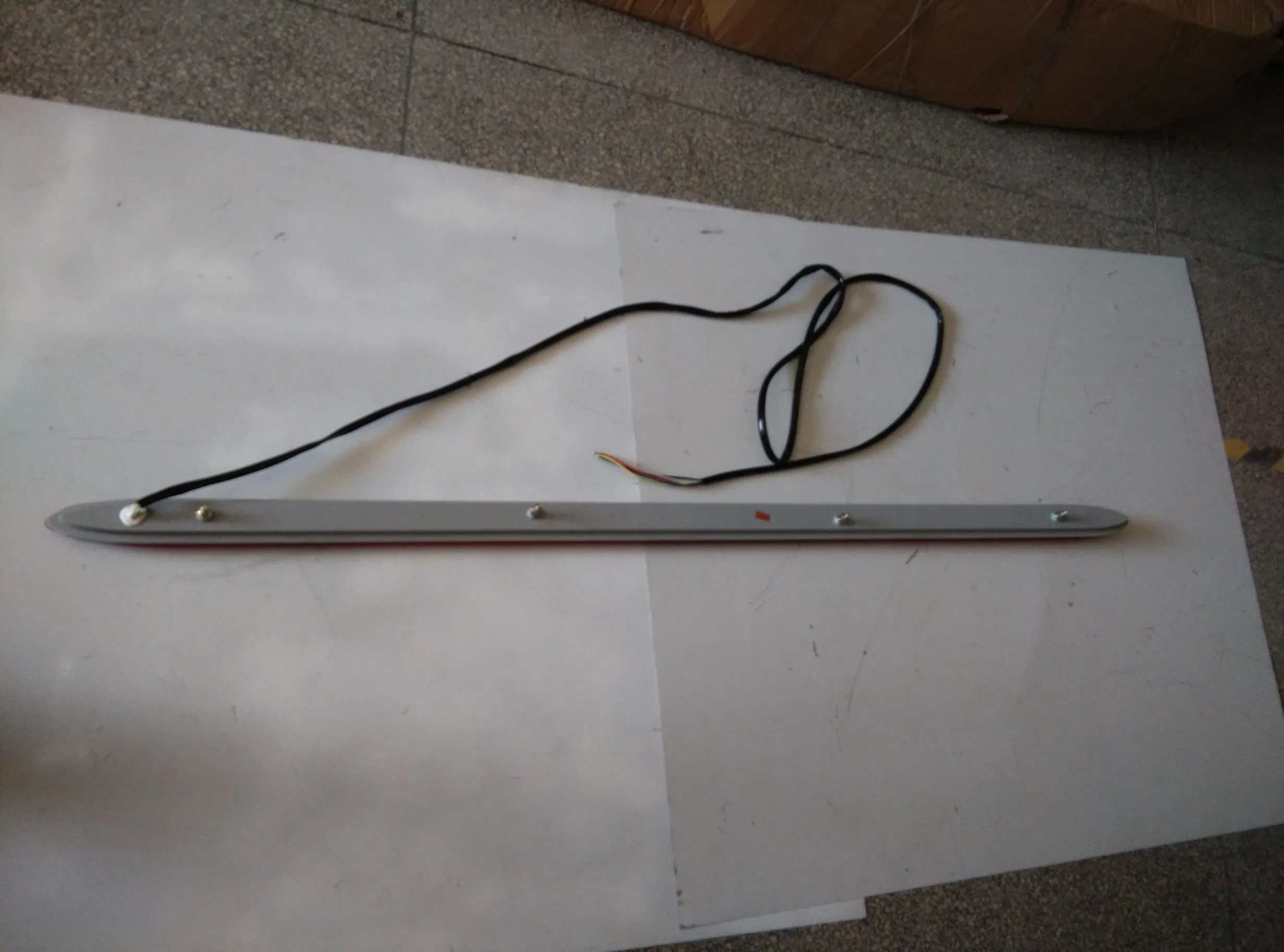 Дополнительный стоп-сигнал HC-B-9028 для автомобиля