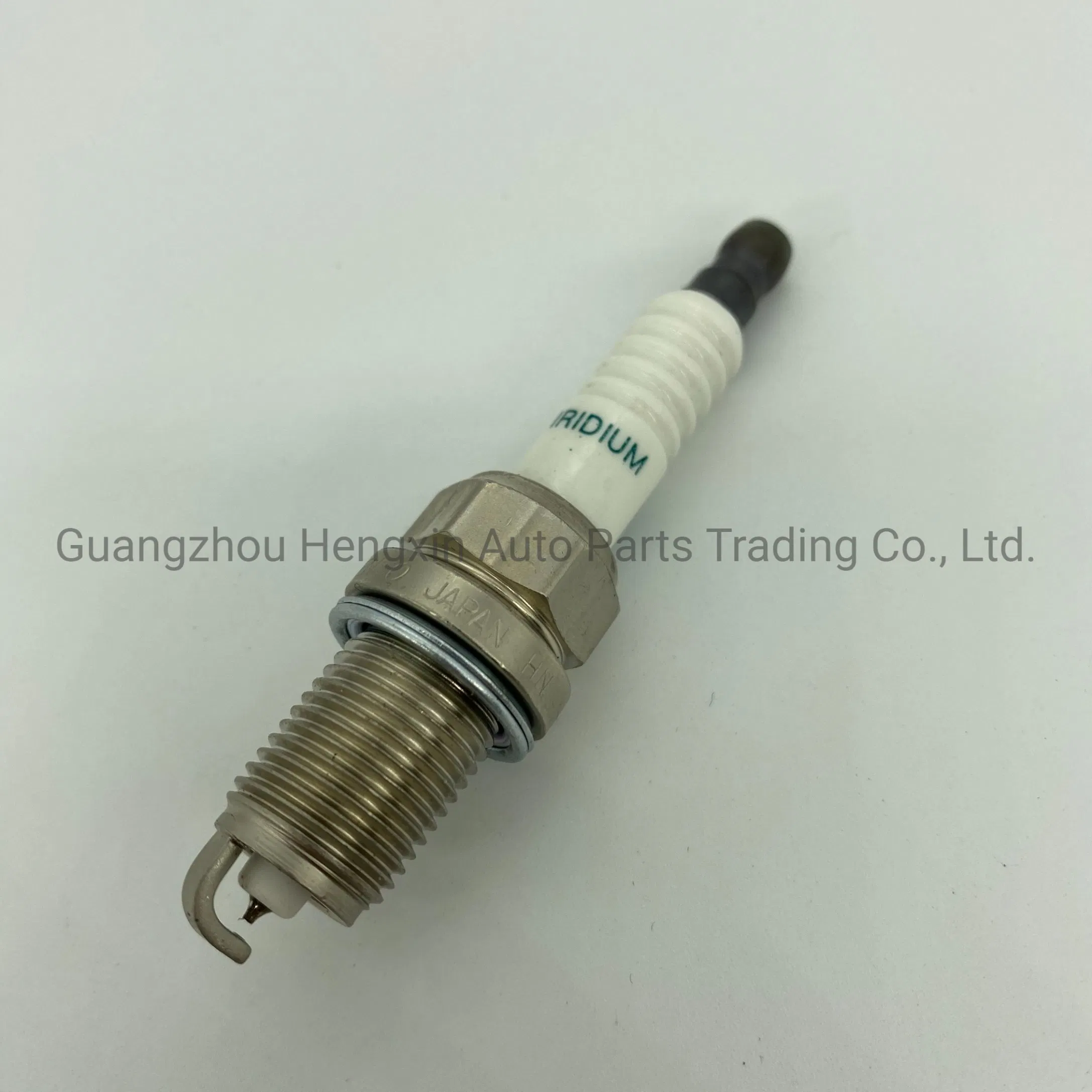 Свеча зажигания 90919-01210 SK20R11 для Toyota