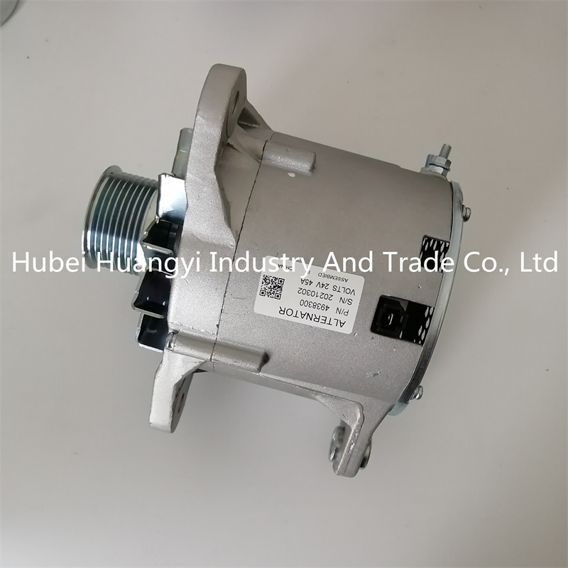 Генератор 4938300 28V 45A для Cummins 4BT 6BT