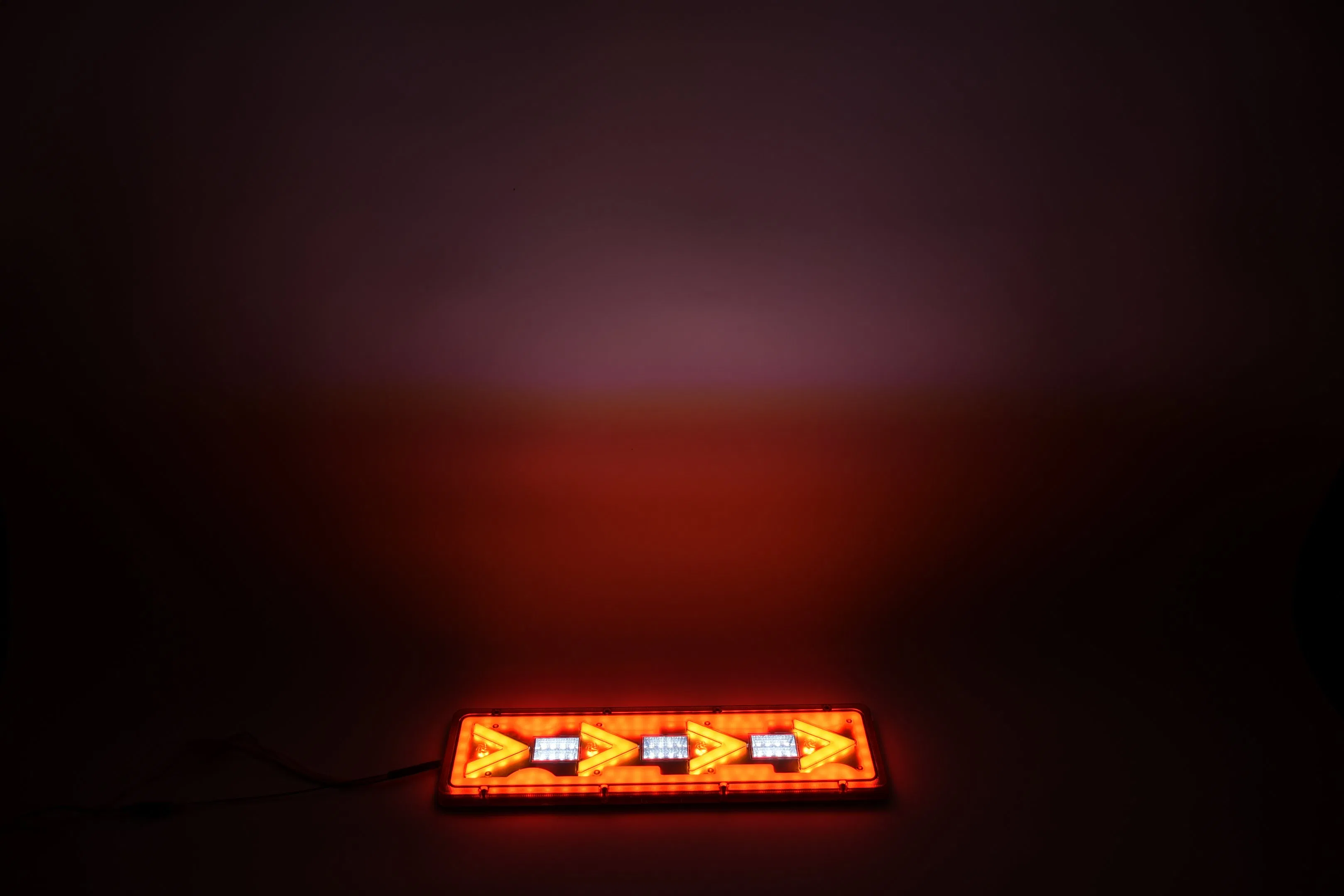 Светодиодный стоп-сигнал для грузовика 46см, 12-24В