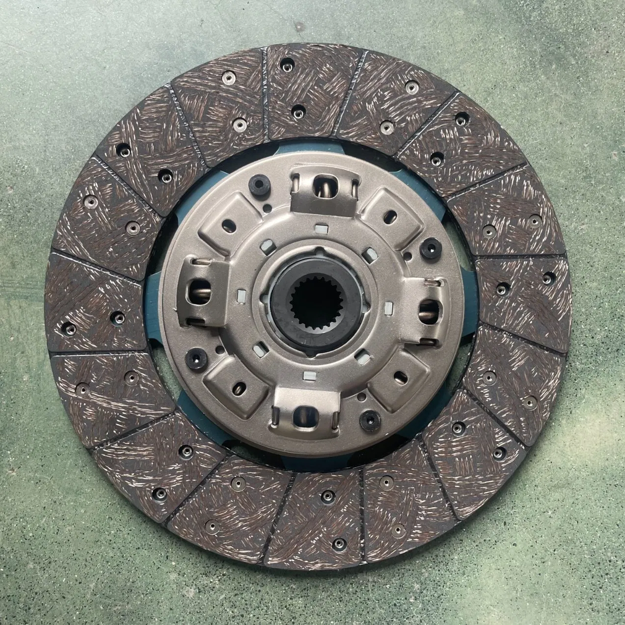 Clutch Disc and Pressure Plate Assembly for Automotive Aftermarket with Best Price