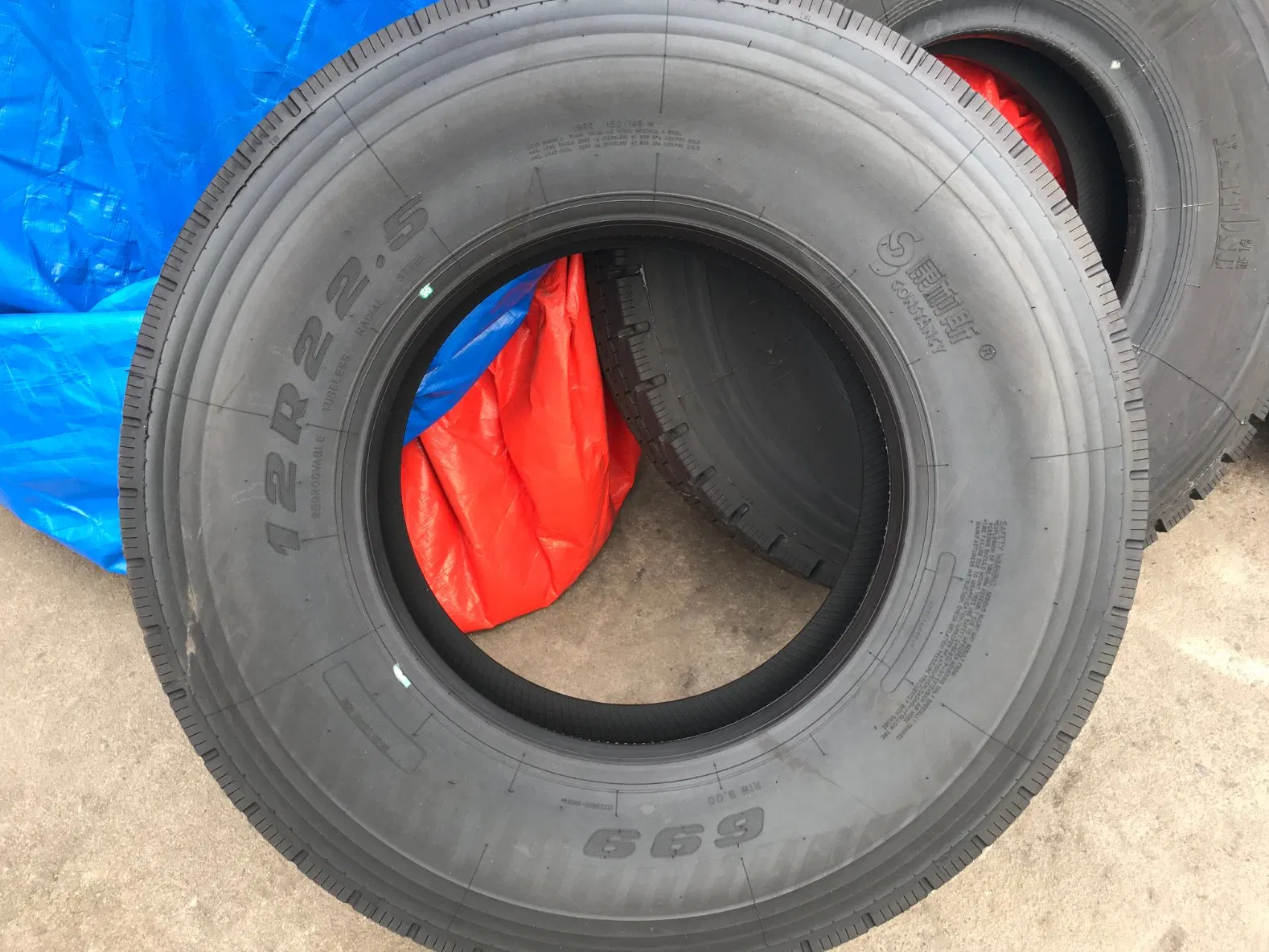 Шина 12R22.5 Constancy для карьерных самосвалов