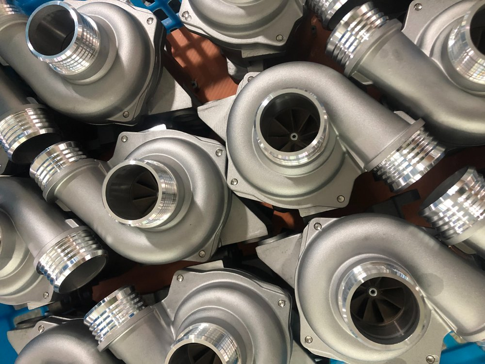 Электрический водяной насос для Toyota Prius 1.8 Hybrid