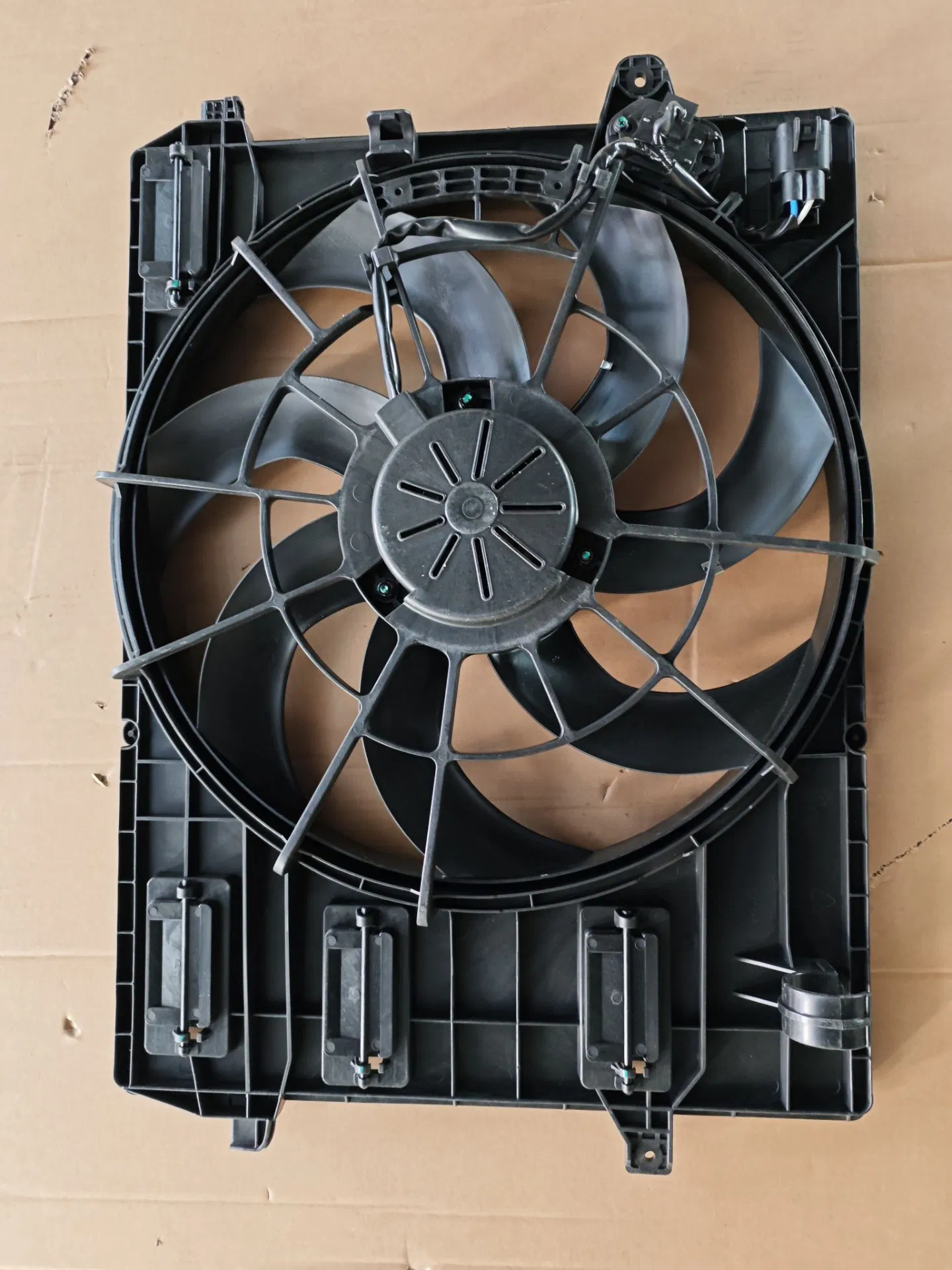 Оригинальный вентилятор радиатора для Geely 2078009600