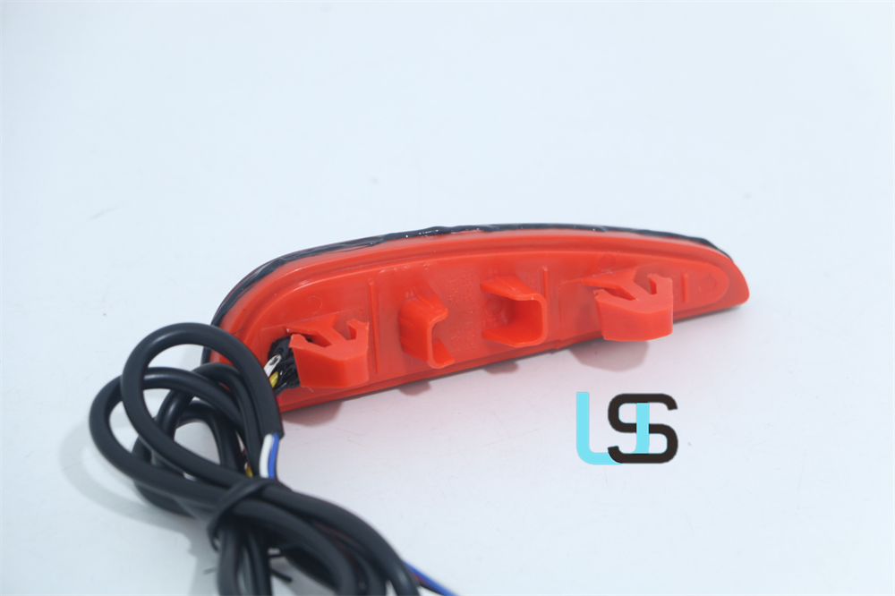 Фонарь задний габаритный для Geely Proton X70 2018-2021